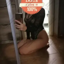 lilike nagy mellű szexpartner 25 éves