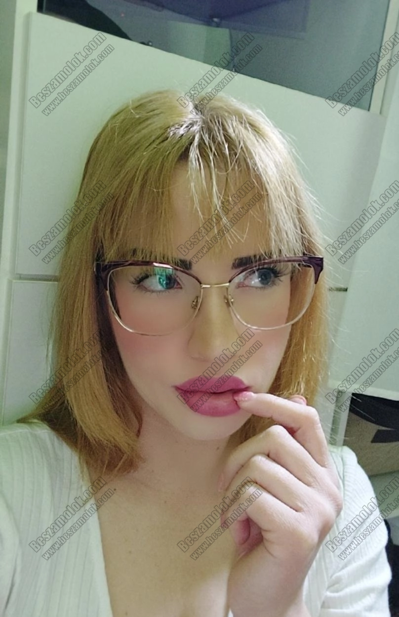 Elena mellszex profil kepes profil - mellszex.hu Elena - +36 20 558 2031 - mellszex foto